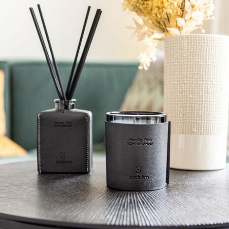 Black Leather NOrdic Pine